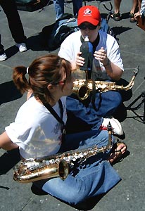 1000 Saxes